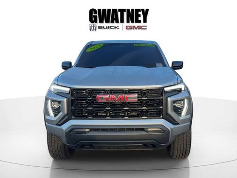 Used 2025 GMC Canyon Elevation AWD/4WD image 8