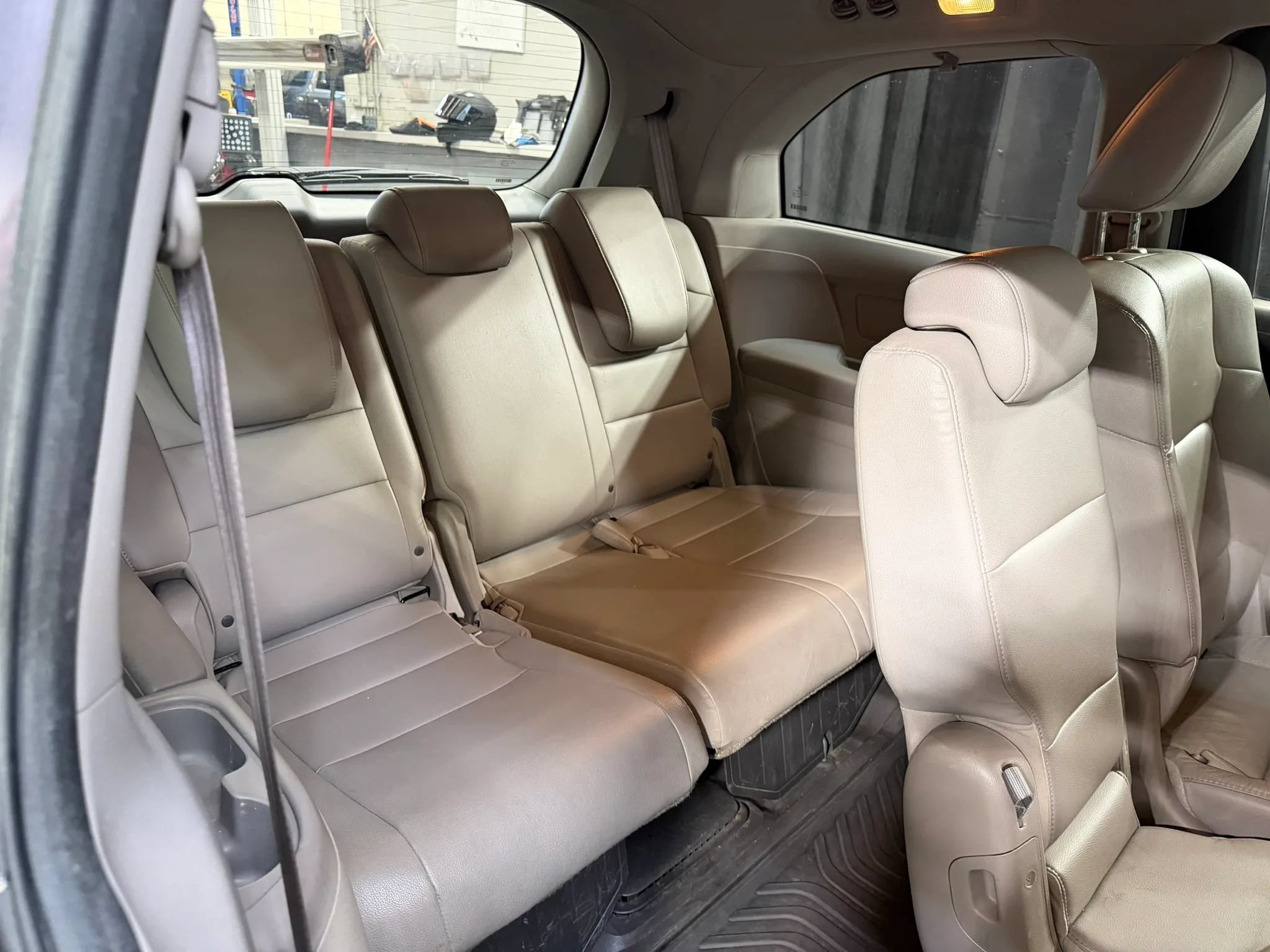 Used 2015 Honda Odyssey EX-L image 32