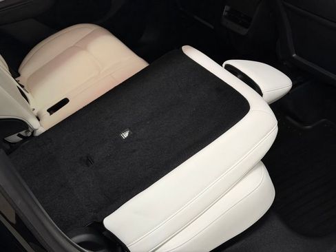 Used 2022 Tesla Model Y Performance image 24