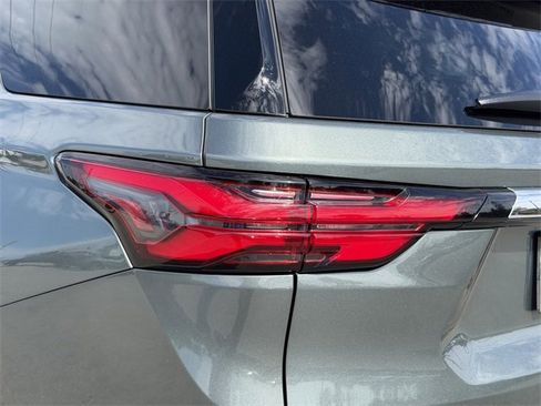 Certified 2023 Chevrolet Traverse LT image 13