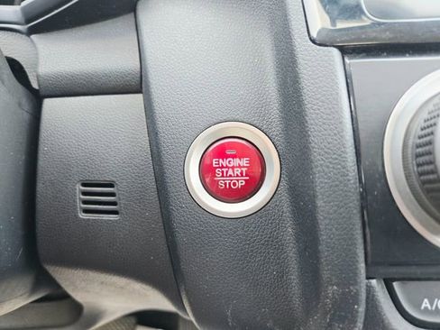 Used 2017 Honda Fit EX-L image 29