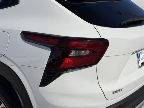 New 2026 Chevrolet Trax LT w/ Driver Confidence Package image 35