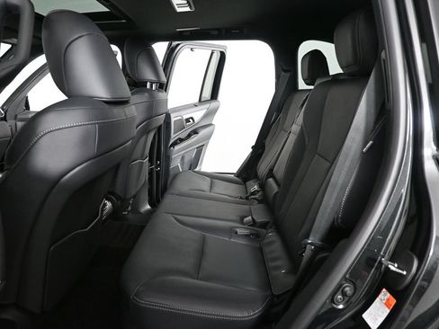 Used 2025 Lexus LX 700h F Sport AWD/4WD image 19