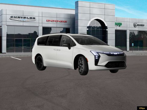New 2027 Chrysler Pacifica Limited AWD/4WD image 11