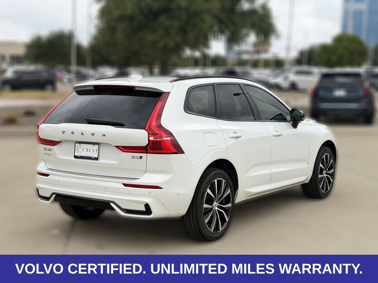 Certified 2024 Volvo XC60 B5 Plus w/ Protection Package Premier AWD/4WD image 7