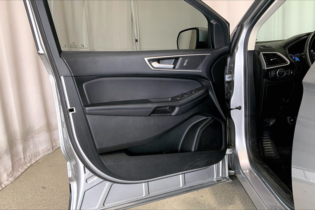 Used 2023 Ford Edge SEL w/ Convenience Package AWD/4WD image 21