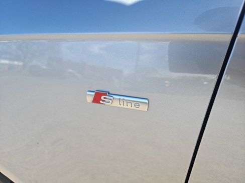 Used 2015 Audi A4 2.0T Premium Plus w/ Technology Package image 6