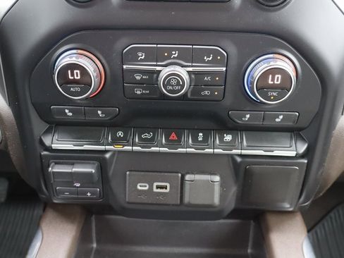 Used 2019 Chevrolet Silverado 1500 RST w/ All-Star Edition image 12