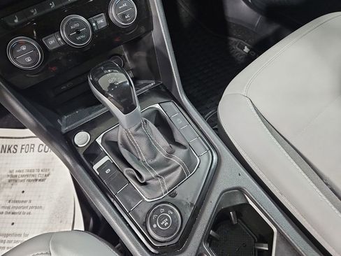 Certified 2024 Volkswagen Taos SE image 26