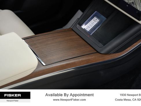 Used 2022 Tesla Model X image 37