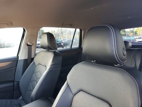 Certified 2024 Volkswagen Atlas SE FWD image 22