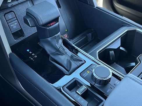 New 2026 Toyota Tundra Limited image 17