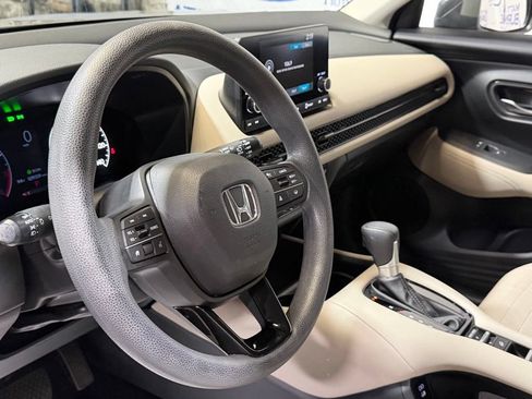 Used 2024 Honda HR-V LX image 16