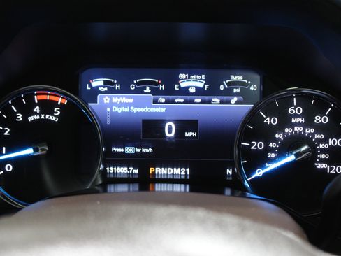 Used 2017 Ford F350 King Ranch w/ King Ranch Ultimate Package image 13