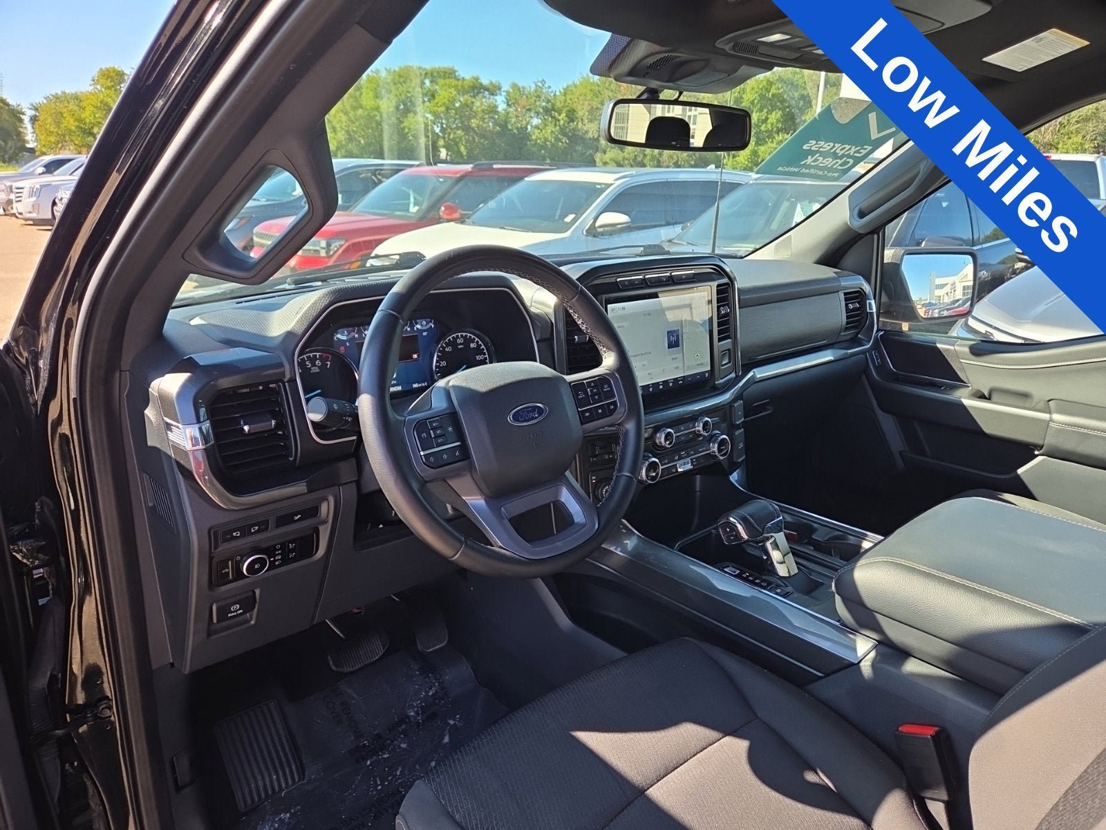 Used 2023 Ford F150 XLT AWD/4WD image 3