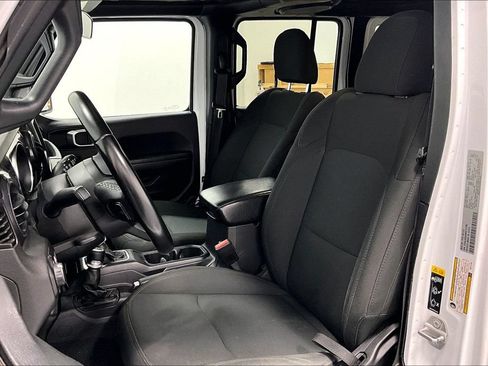 Used 2021 Jeep Wrangler Unlimited Sport AWD/4WD image 30