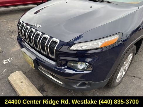 Used 2015 Jeep Cherokee Limited w/ Luxury Group image 2