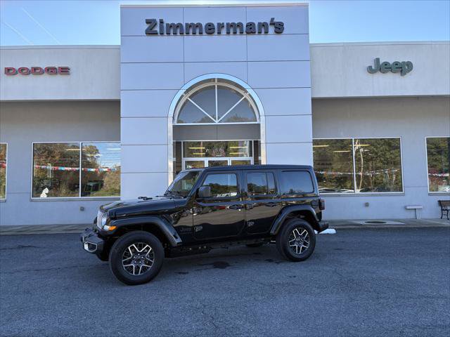 Certified 2026 Jeep Wrangler Unlimited Sahara AWD/4WD image 1