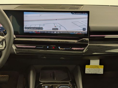 New 2026 BMW 530i RWD image 25