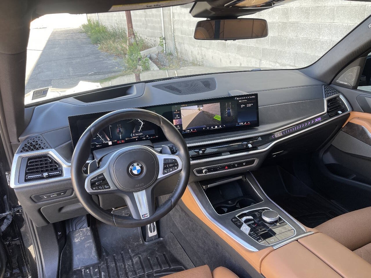 Used 2025 BMW X5 xDrive40i w/ M Sport Package AWD/4WD image 35