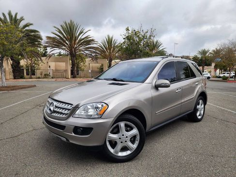 Used 2008 Mercedes-Benz ML 350 4MATIC image 2