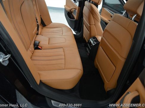 Used 2022 BMW M550i xDrive w/ Executive Package AWD/4WD image 27