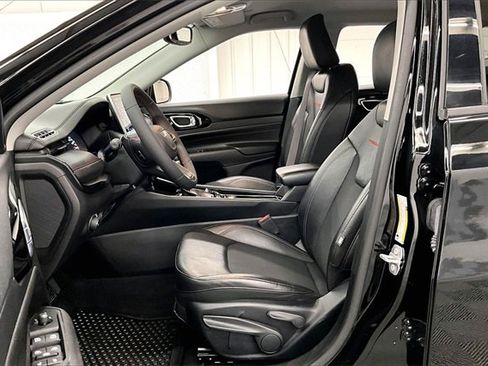 Used 2022 Jeep Compass Trailhawk image 20