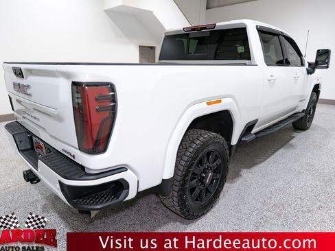 Used 2024 GMC Sierra 2500 AT4 w/ AT4 Premium Plus Package image 5