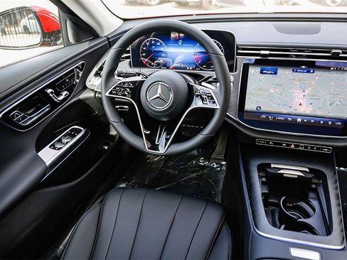 New 2026 Mercedes-Benz E 350 4MATIC Sedan image 14