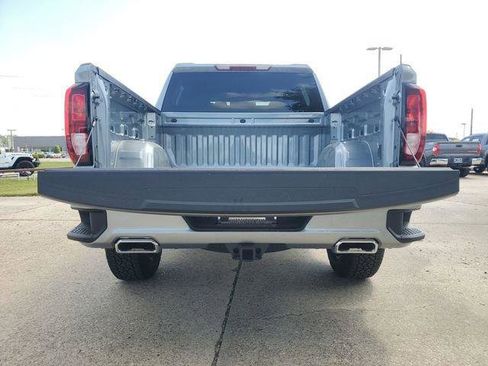 New 2026 GMC Sierra 1500 Elevation w/ X31 Off-Road Package AWD/4WD image 9