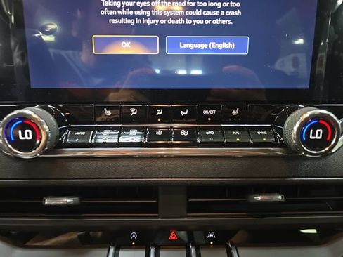 New 2026 Chevrolet Colorado Trail Boss AWD/4WD image 23