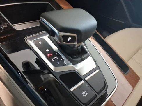 Certified 2023 Audi Q5 2.0T Premium Plus w/ Premium Plus Package image 13