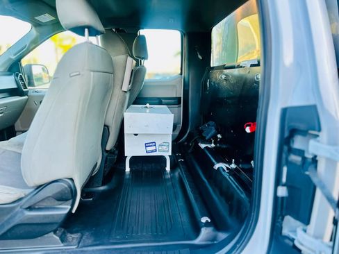 Used 2018 Ford F150 XL w/ Equipment Group 101A Mid RWD image 14