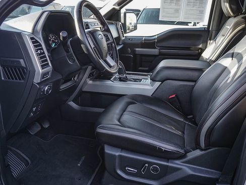 Used 2019 Ford F150 Platinum w/ Equipment Group 701A Luxury AWD/4WD image 18