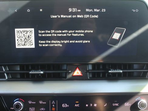 Certified 2024 Kia Sportage EX image 45