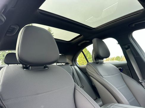 New 2026 Mercedes-Benz C 300 4MATIC Sedan image 16