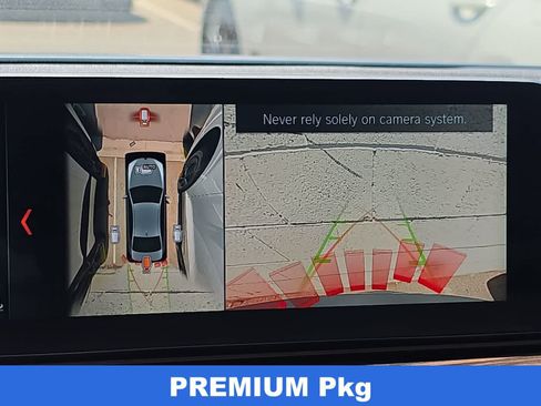Used 2017 BMW 530i RWD image 26