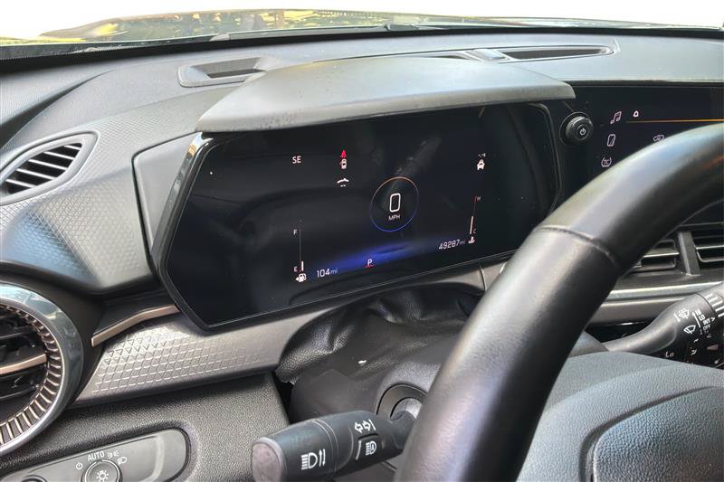 Used 2025 Chevrolet Trax ACTIV w/ Driver Confidence Package FWD image 16