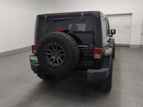 Used 2014 Jeep Wrangler Unlimited Sahara AWD/4WD image 7