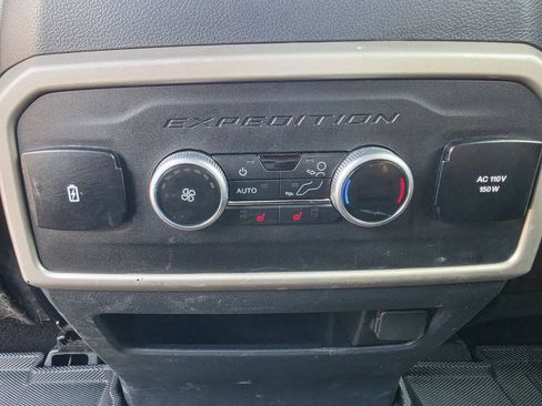Used 2022 Ford Expedition Limited AWD/4WD image 20