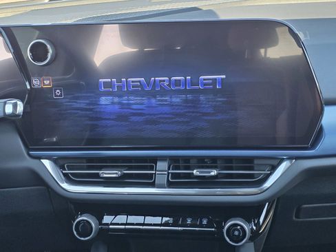 New 2026 Chevrolet Equinox EV LT w/ LPO, Blackout Package image 25