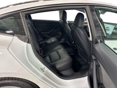 Certified 2023 Tesla Model 3 Long Range AWD/4WD image 11