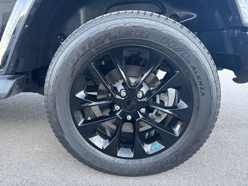 Used 2022 Jeep Wrangler Unlimited Sahara w/ Cold Weather Group image 28