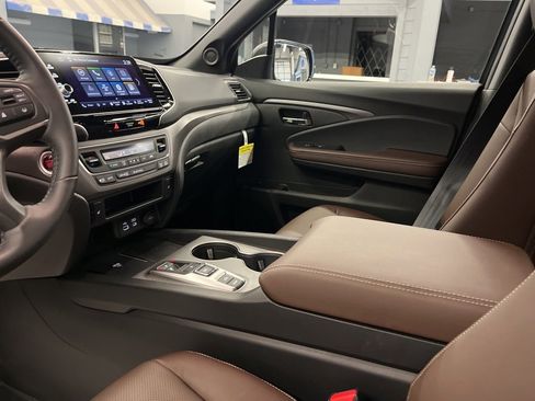 Used 2025 Honda Ridgeline RTL image 27