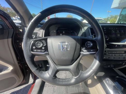Used 2022 Honda Pilot Touring image 22