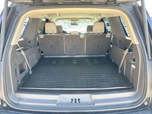 Used 2019 Ford Expedition Limited image 16