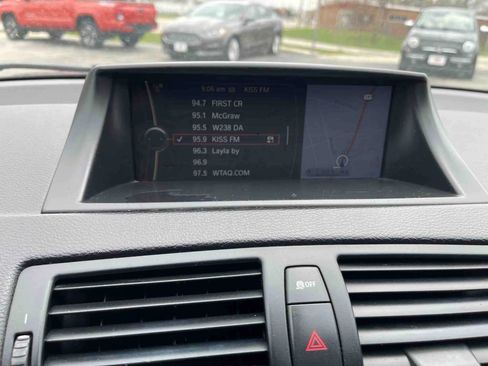 Used 2013 BMW 135i Convertible RWD image 18
