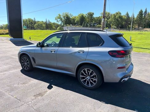 Used 2025 BMW X5 xDrive40i AWD/4WD image 30