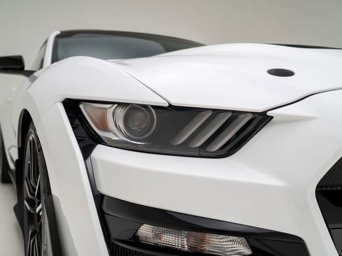 Used 2022 Ford Mustang Shelby GT500 w/ Technology Package RWD image 77