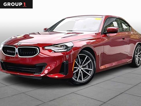 Used 2025 BMW 230i Coupe w/ Convenience Package image 1